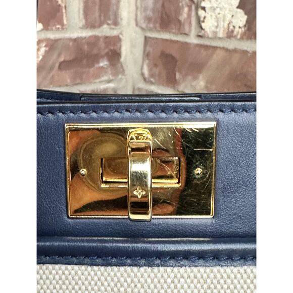 Louis Vuitton On My Side Tote Monogram Tufted Canvas PM 90326 - Picture 8 of 16